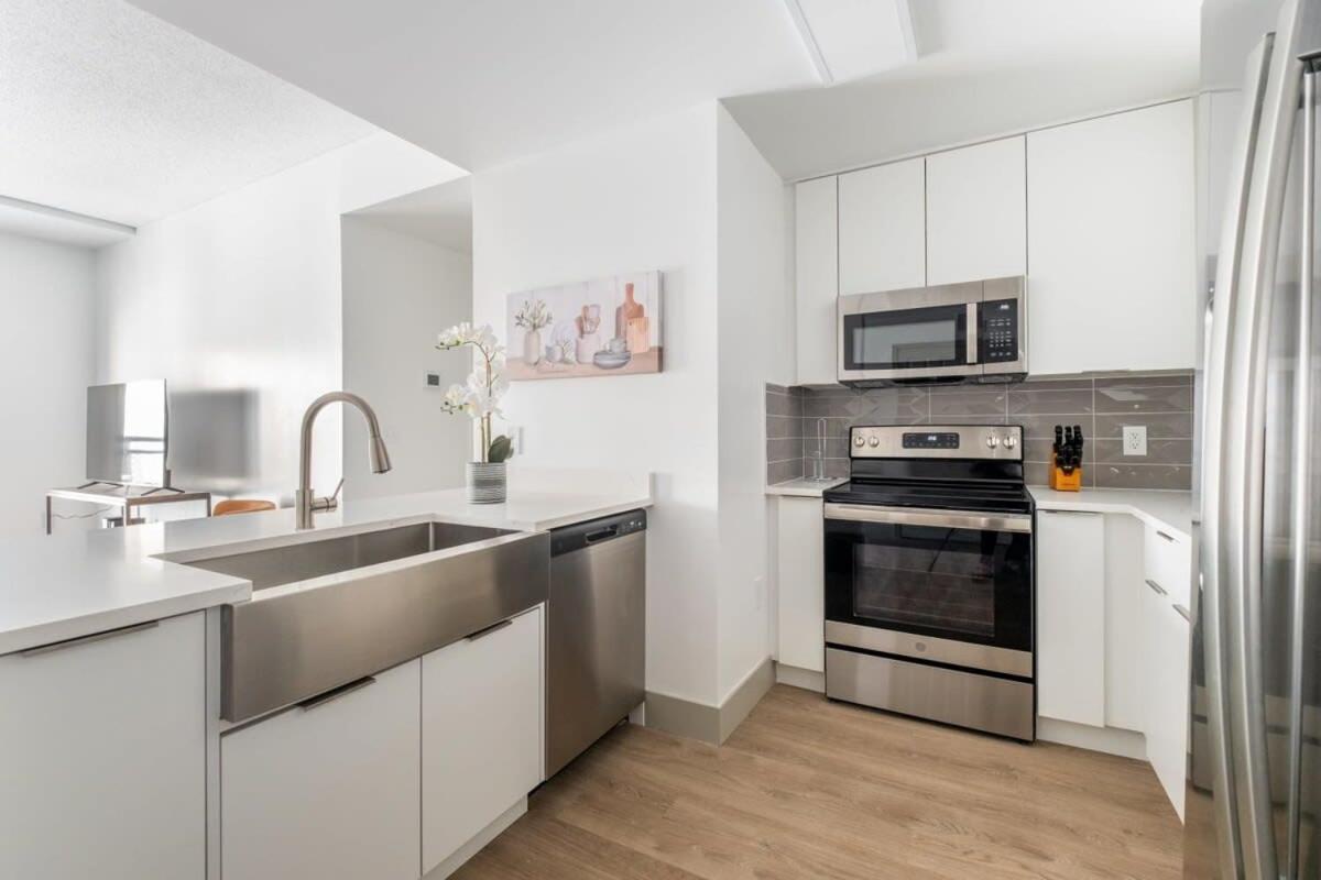 3Br Modern Downtown Apartment With Gym & Office Charlotte Kültér fotó