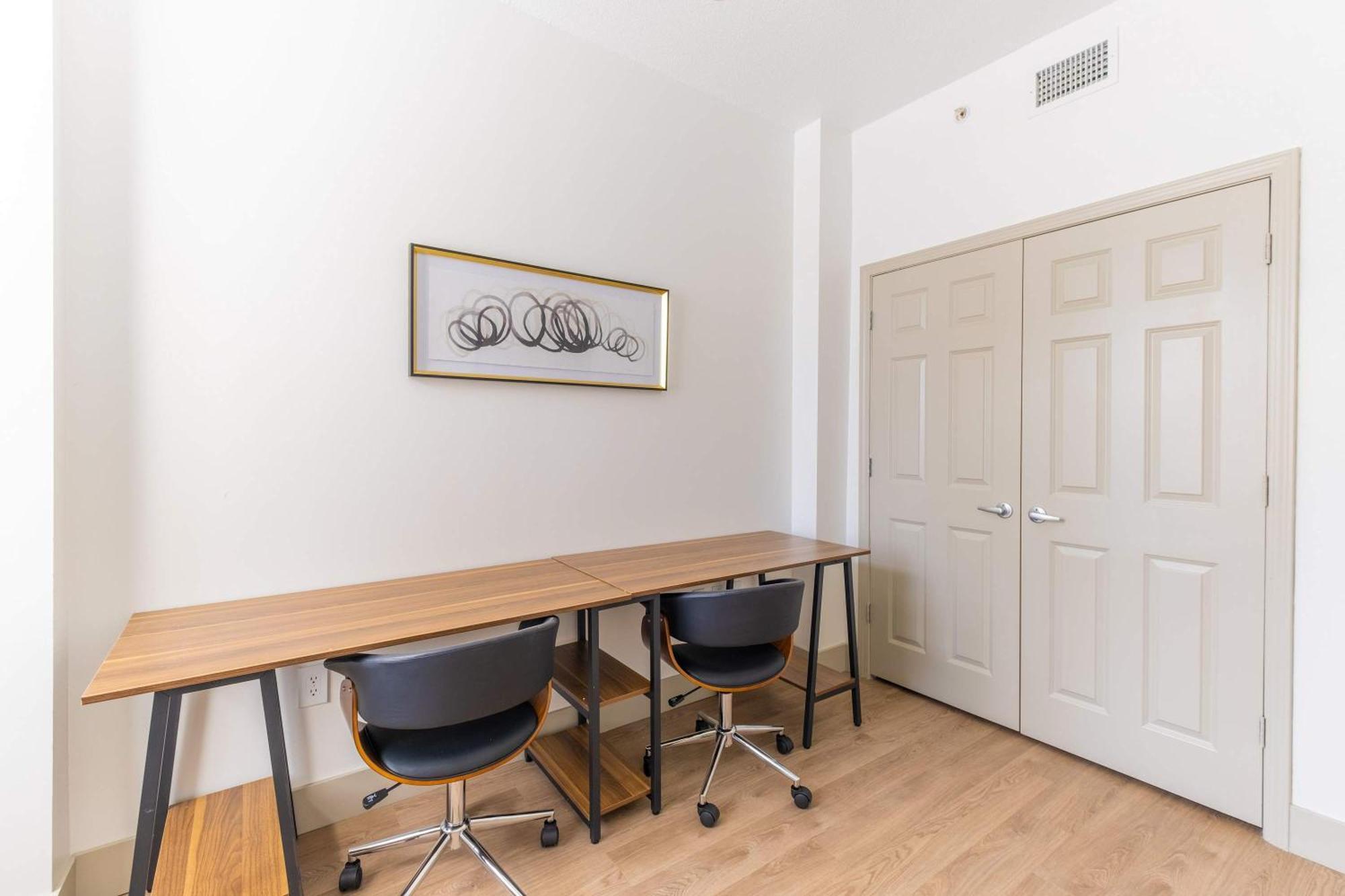 3Br Modern Downtown Apartment With Gym & Office Charlotte Kültér fotó